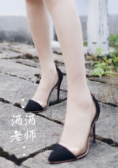 娇妻跟小黄3p做爰
