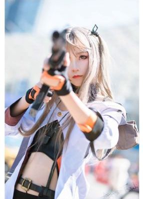 书店女孩